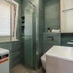 The Panoramic View Penthouse Sweet Petite With Private Parking Apartman