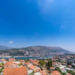 The Panoramic View Penthouse Sweet Petite With Private Parking Dubrovnik