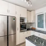 Apartman The Panoramic View Penthouse Sweet Petite With Private Parking