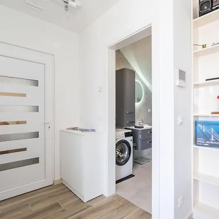 The Panoramic View Penthouse Sweet Petite With Private Parking 아파트 두브로브니크