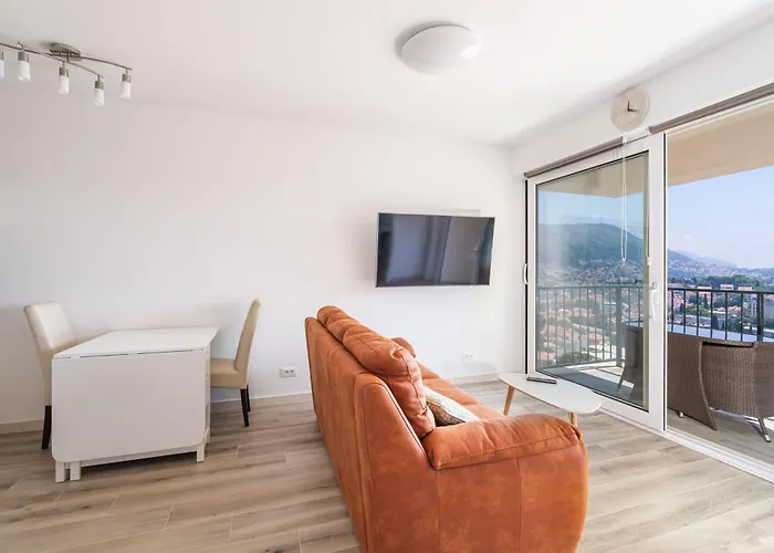 아파트 The Panoramic View Penthouse Sweet Petite With Private Parking 두브로브니크
