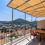 The Panoramic View Penthouse Sweet Petite With Private Parking *