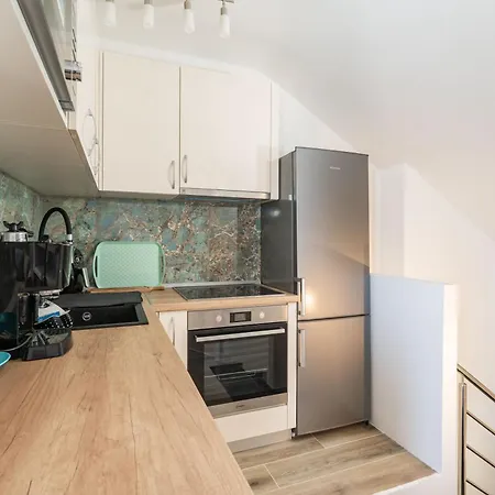 Apartamento The Panoramic View Penthouse Sweet Petite *