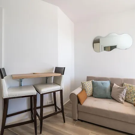 The Panoramic View Penthouse Sweet Petite With Private Parking Apartment *