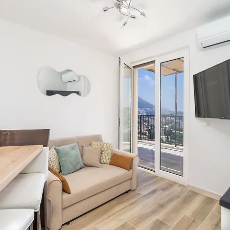 The Panoramic View Penthouse Sweet Petite With Private Parking Dubrovnik