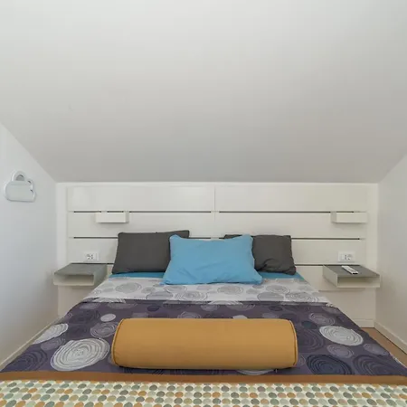 Apartamento The Panoramic View Penthouse Sweet Petite