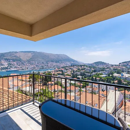 Apartment The Panoramic View Penthouse Sweet Petite With Private Parking