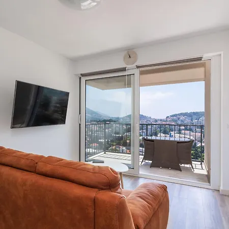 The Panoramic View Penthouse Sweet Petite With Private Parking Dubrovnik