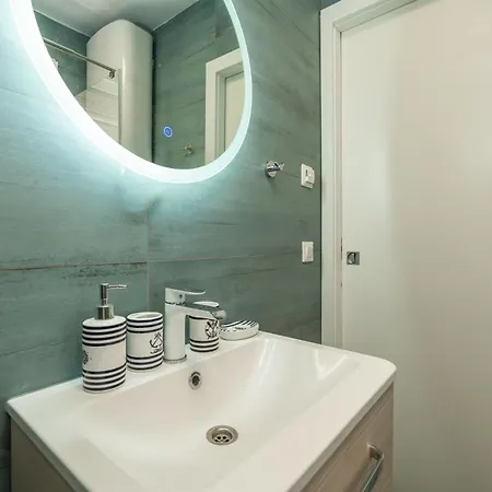 Apartamento The Panoramic View Penthouse Sweet Petite With Private Parking *