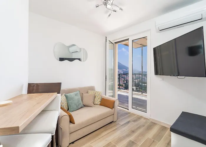 The Panoramic View Penthouse Sweet Petite With Private Parking Dubrovnik