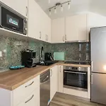 The Panoramic View Penthouse Sweet Petite With Private Parking *